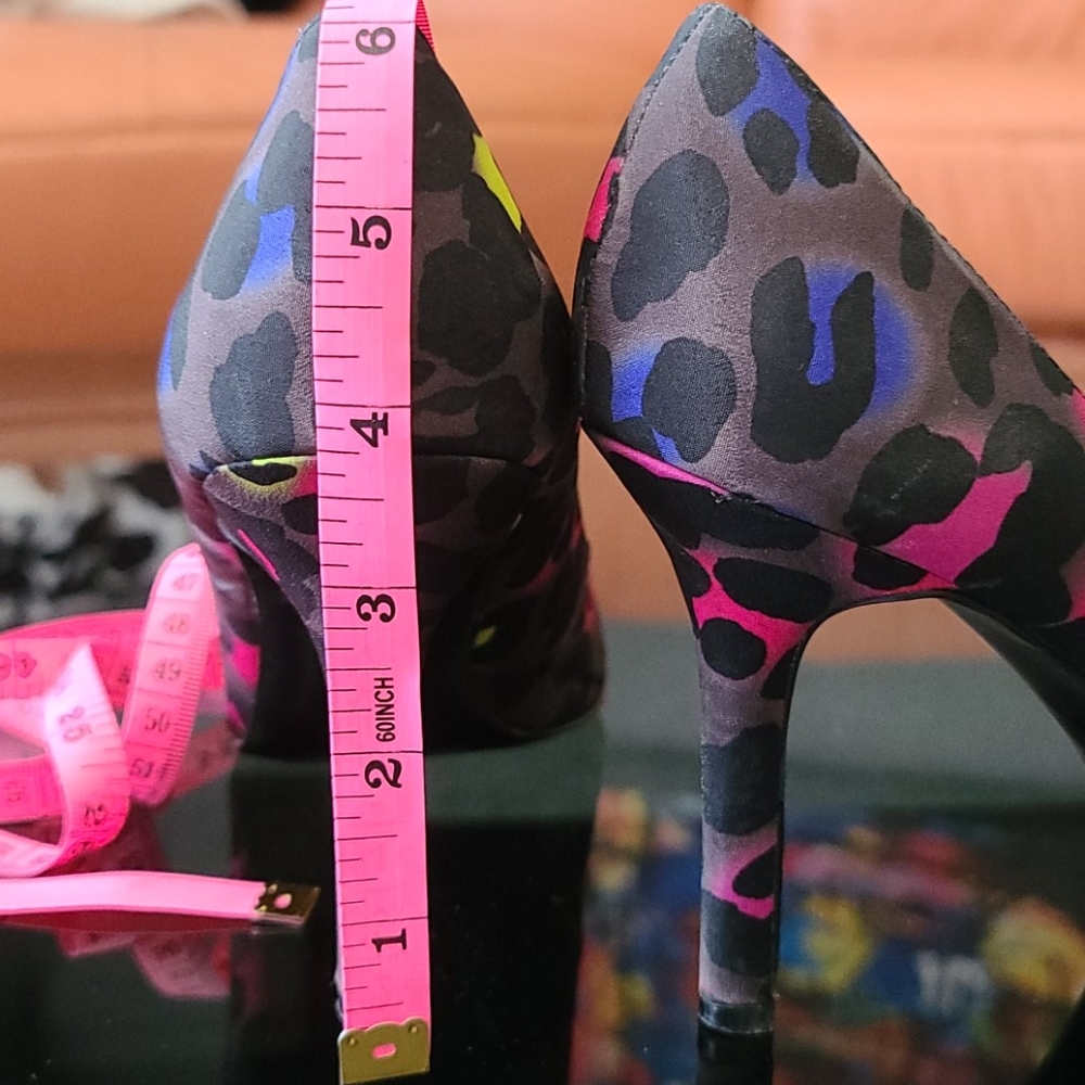 Nine West Animal Print Pumps Sz: 8.5 - Picture 4 of 9